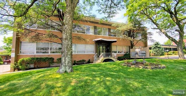 616 Palisade Avenue - Photo 1