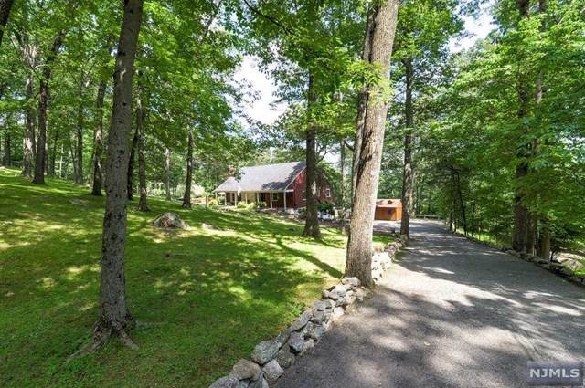 12 Hillcrest Road - Photo 1