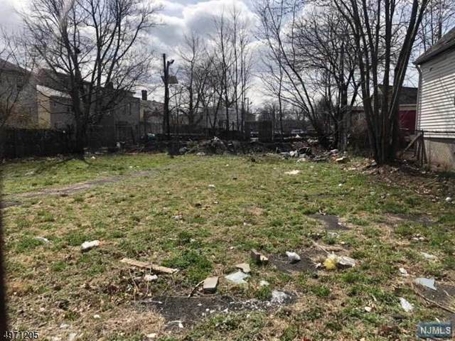 10-14 Shaw Avenue - Photo 1