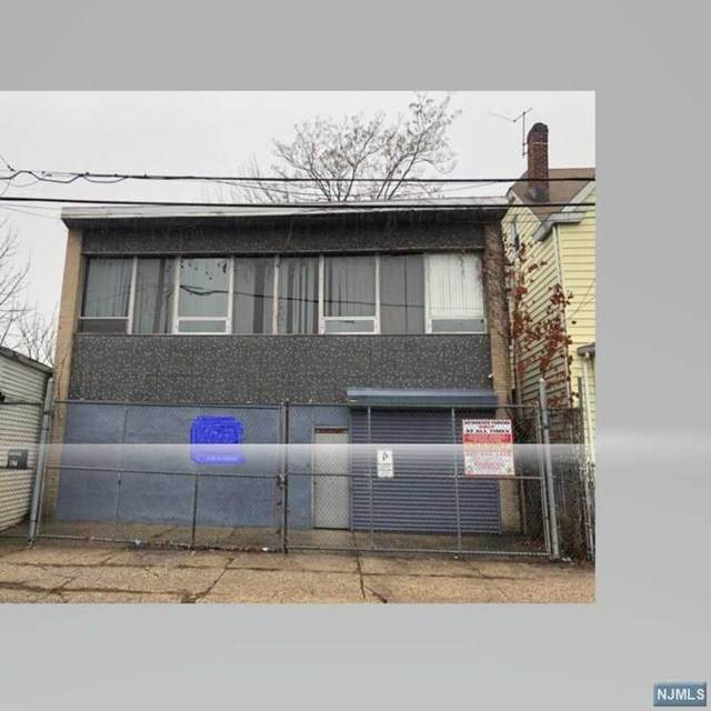 87 Maple Avenue - Photo 1