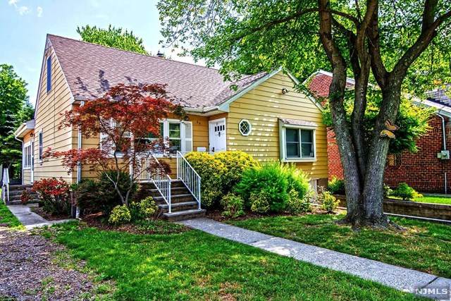 35 Bayview Avenue - Photo 1