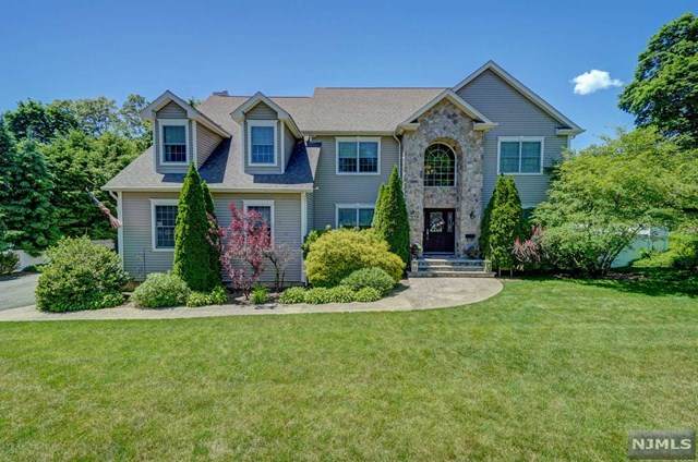 185 Vreeland Avenue - Photo 1