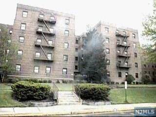 2333 Hudson Terrace - Photo 1