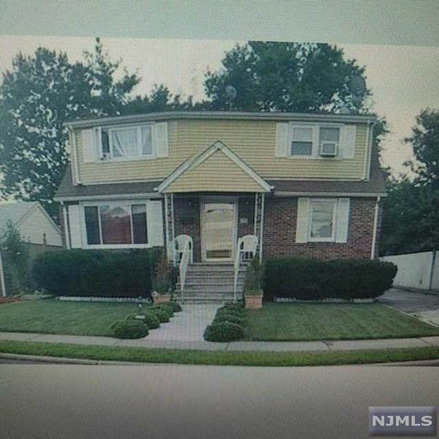 365 Chestnut Avenue - Photo 1