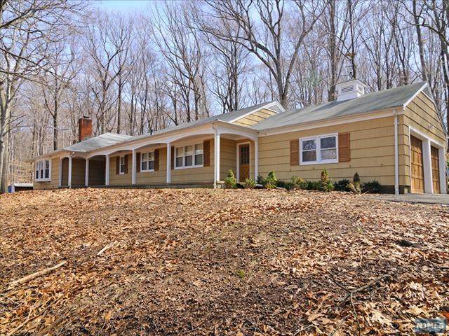 11 Dogwood Drive - Photo 1