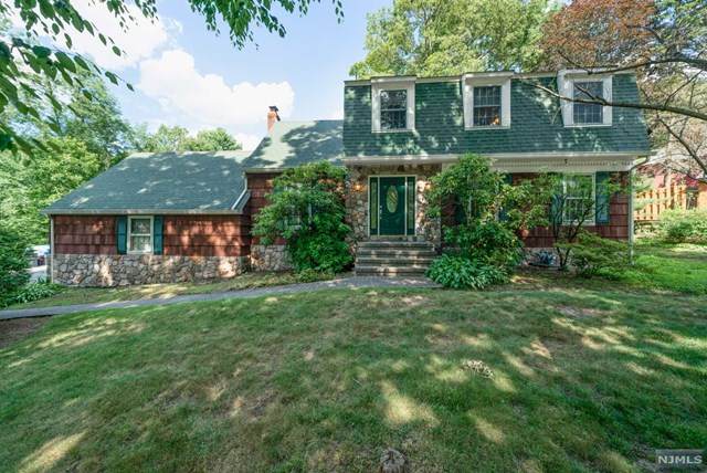 12 Camelot Drive - Photo 1