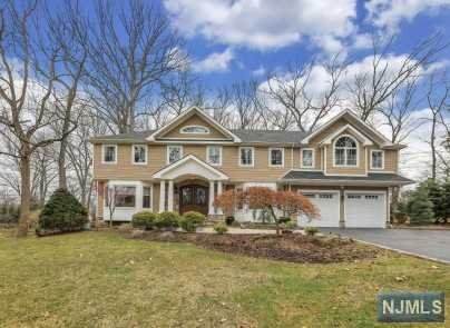 263 Myrtle Street - Photo 1