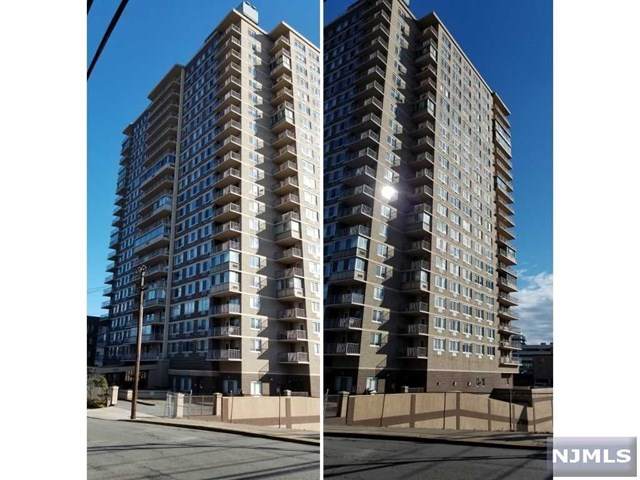 2150 Center Avenue - Photo 1