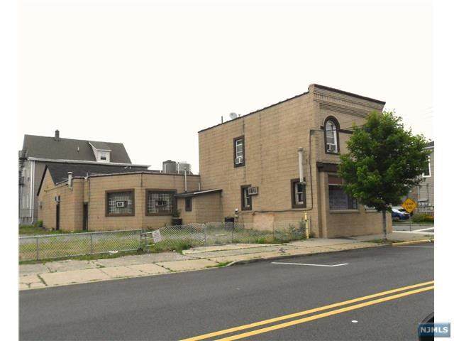 459-465 Valley Brook Avenue - Photo 1