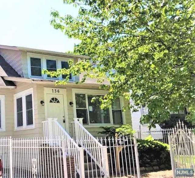 136 Freeman Avenue - Photo 1