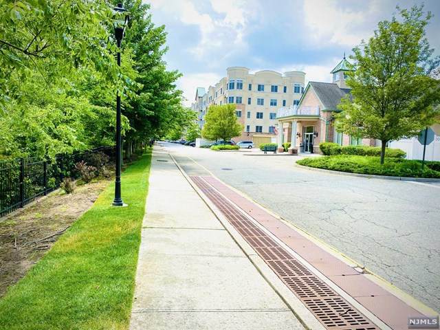 1204 Windsor Park Court - Photo 1