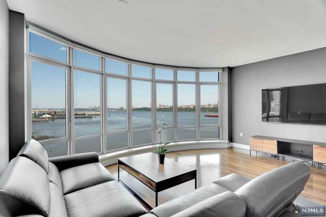 8100 River Road - Photo 1