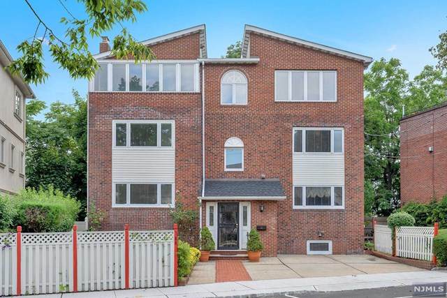 64 Kingswood Road - Photo 1