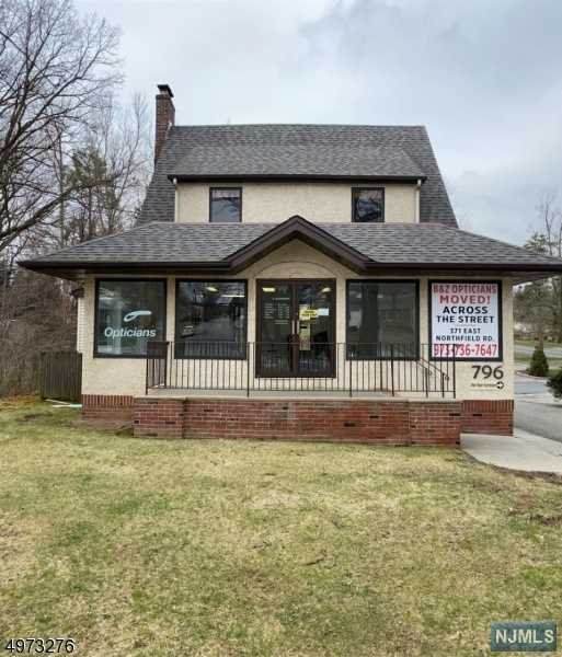 796 Northfield Avenue - Photo 1
