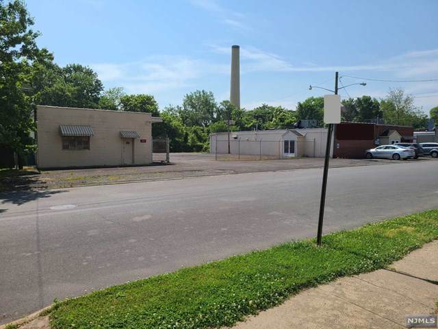 304 Stokes Avenue - Photo 1