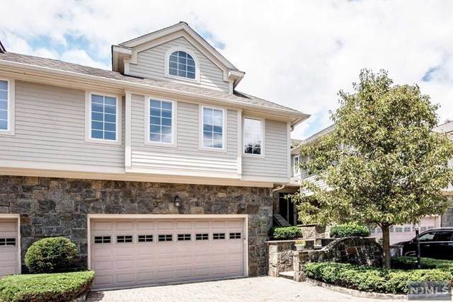 4 Kensington Court - Photo 1