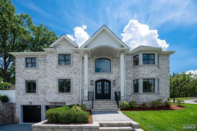 252 Gorden Drive - Photo 1