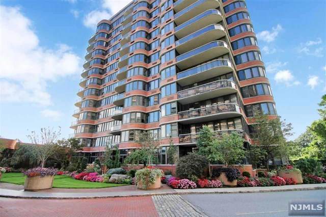 100 Carlyle Drive - Photo 1