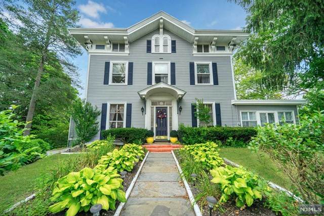 27 Trinity Street - Photo 1