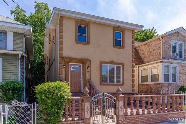 35 Paine Avenue - Photo 1