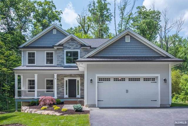 18 Honeysuckle Lane - Photo 1