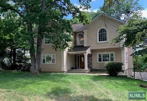 206 Macdonald Drive - Photo 1