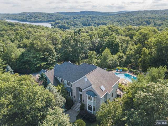 181 Summit Terrace - Photo 1