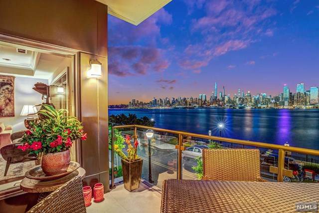 150 Henley Place - Photo 1