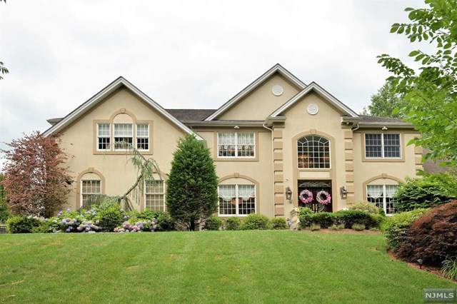 204 Farmington Lane - Photo 1