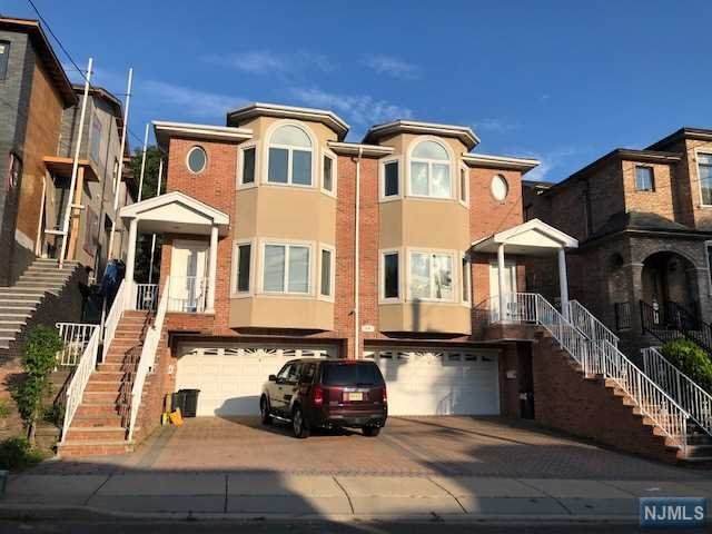 516A Roff Avenue - Photo 1