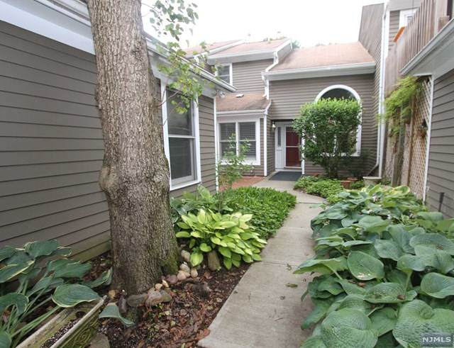 146 Oldwoods Court - Photo 1