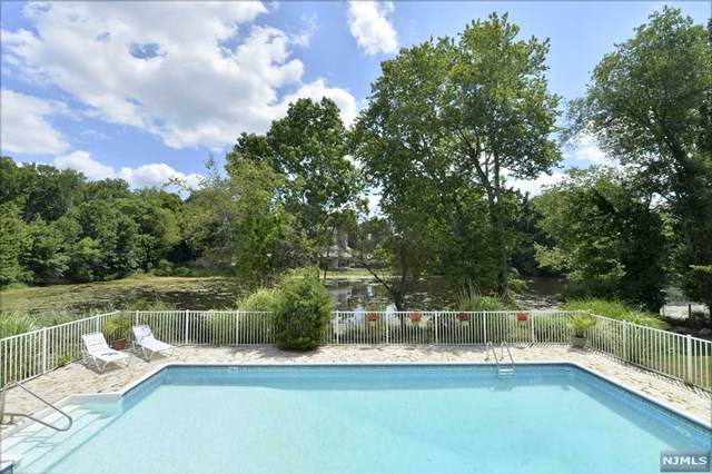 2 Hawthorne Terrace - Photo 1