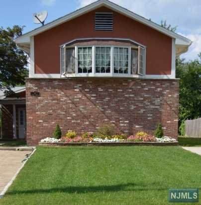 29 Grove Street - Photo 1