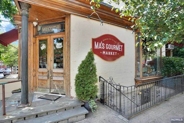 92 Bloomfield Street - Photo 1