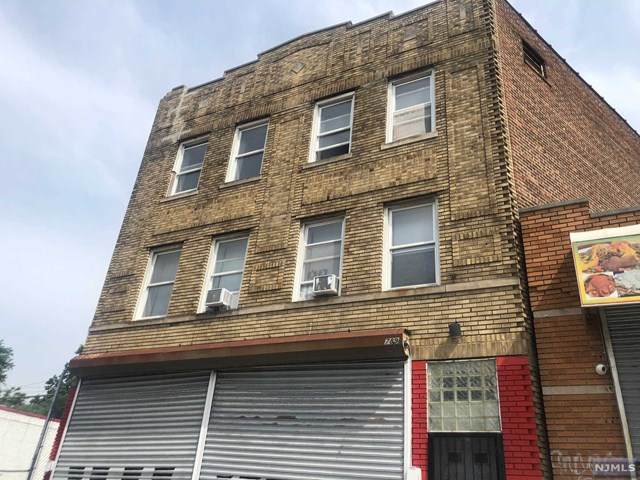 789 Orange Avenue - Photo 1