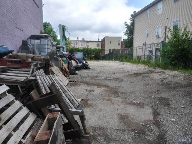 178 Emmet Street - Photo 1