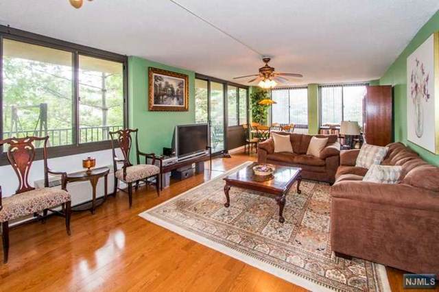 200 Winston Drive - Photo 1
