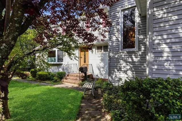 185 6th Street - Photo 1