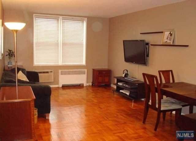 2160 Center Avenue - Photo 1