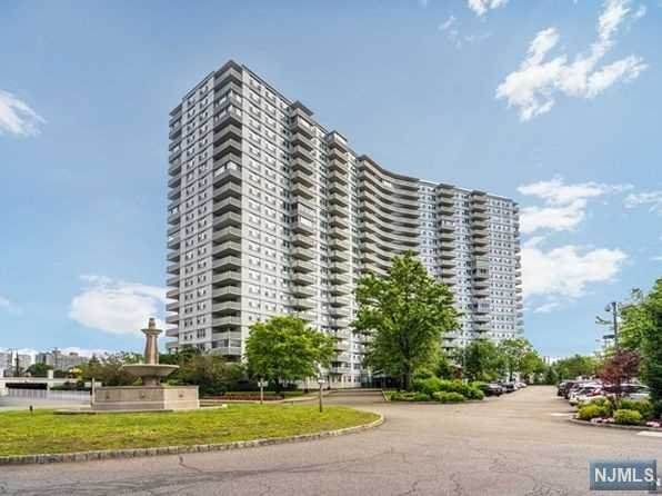 2000 Linwood Avenue - Photo 1