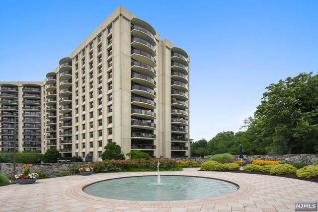 2 Claridge Drive - Photo 1