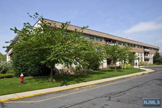 1111 River Road - Photo 1