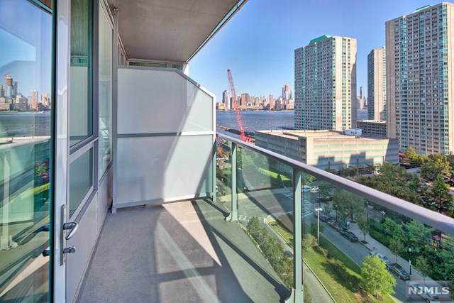 20 Newport Parkway - Photo 1
