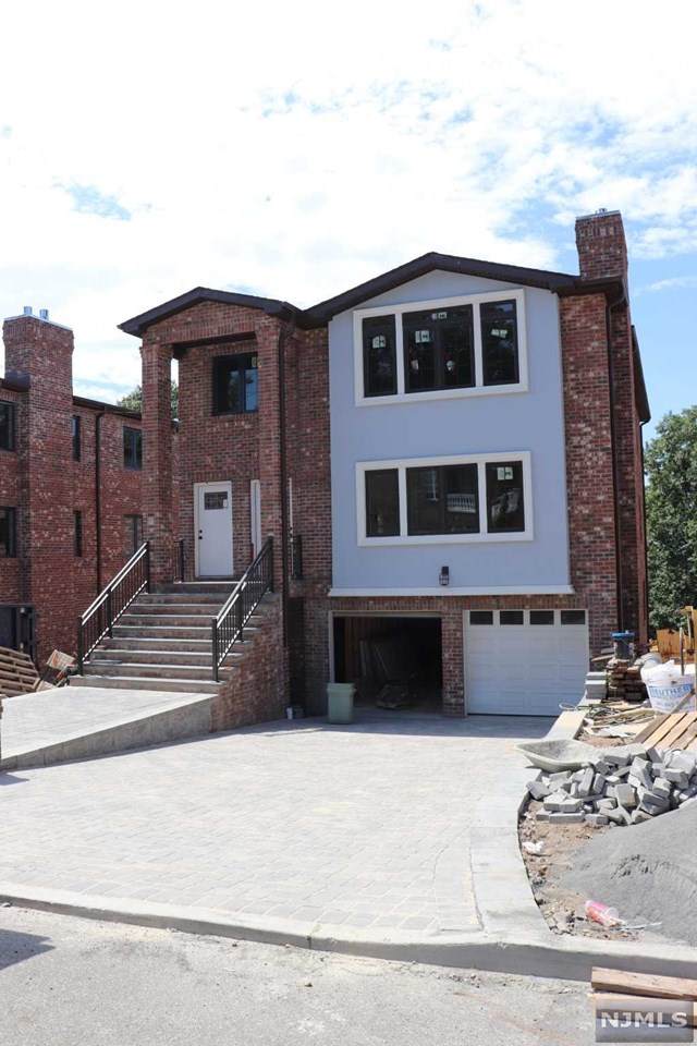 539 Studio Road - Photo 1