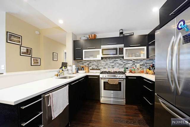 1450 Washington Street - Photo 1