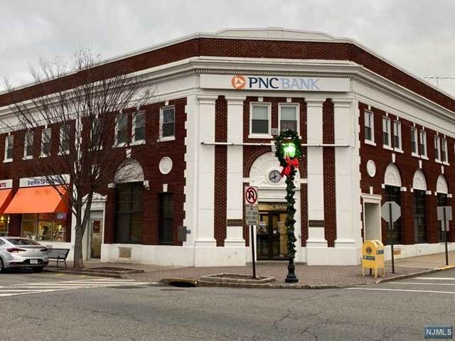 353 Broad Avenue - Photo 1