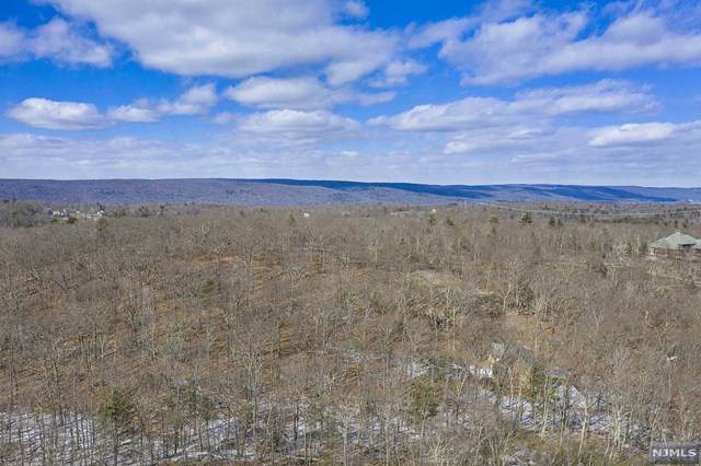 132 Rockburn Pass - Photo 1