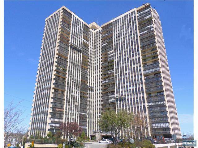 300 Winston Drive - Photo 1