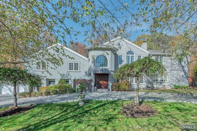 23 Suffolk Lane - Photo 1