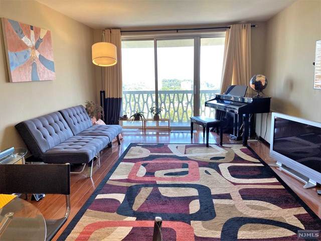 2000 Linwood Avenue - Photo 1